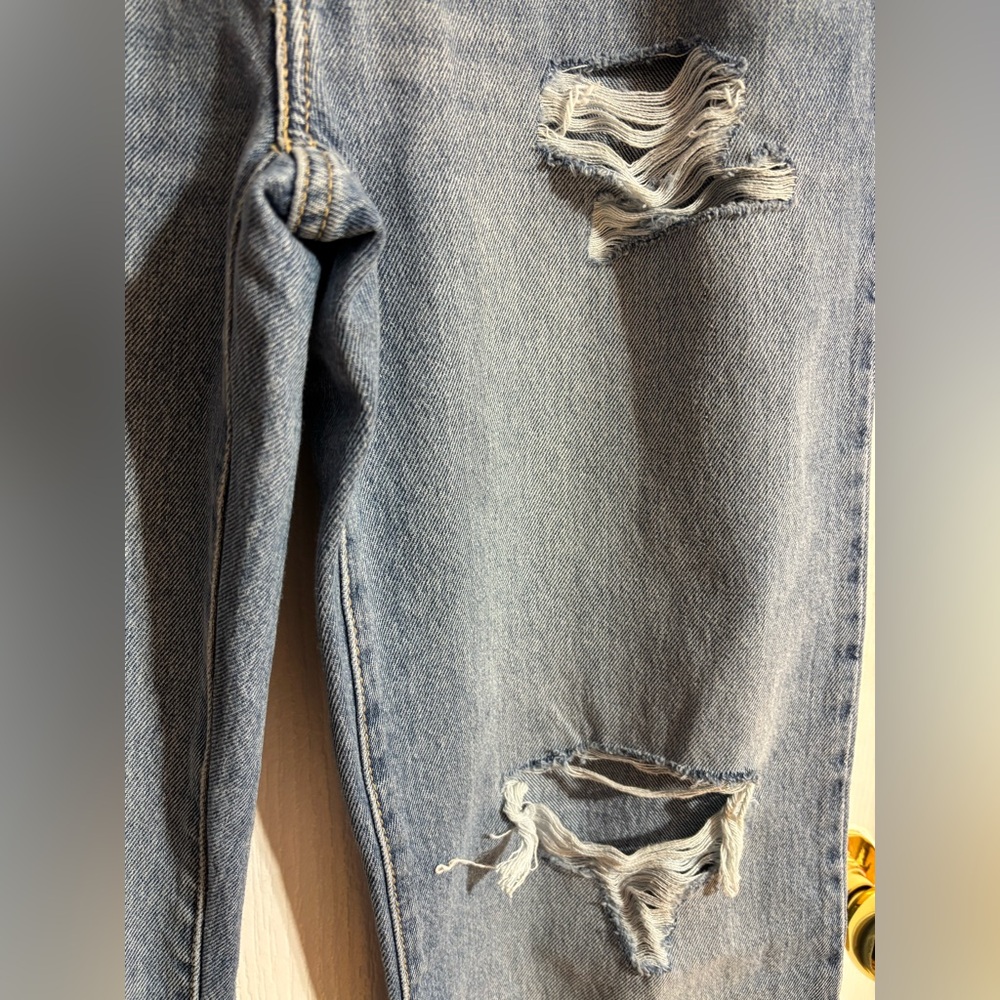 Levi’s 94 Baggy Vintage Mid Rise Straight Leg Ripped Denim Blue Jeans Size 28 - Picture 8 of 14